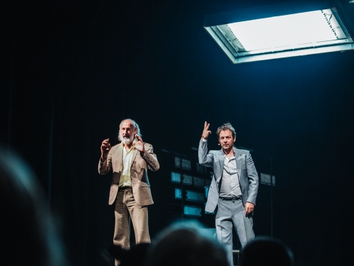 Hoe Te Leven - Arenberg - WEB -- 06 oktober 2023 - 20u44  - Britt Adams - 010.jpg